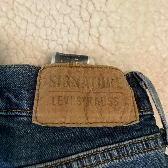 Levi's Signature Blue Jeans 30x32 - Picture 7 of 8